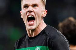 三亿体育体育培训-阿森纳后防定造迟到，续签前锋莫瑞穆斯亚，全队呼风唤雨