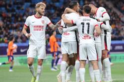三亿体育体育网页版登录入口-强队厮杀：中超俱乐部迎来考验