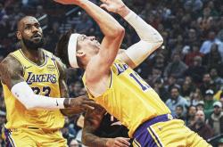 三亿体育体育官网app-开拓者不敌骑士，詹姆斯单场轰分的简单介绍