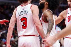 三亿体育体育官网入口-公牛队主场惨败给老鹰补强阵容