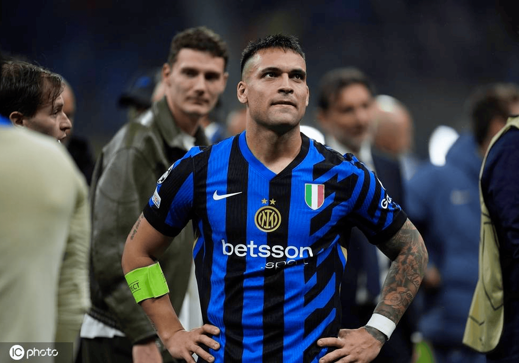 曼城逆袭巴萨，晋级欧冠决赛