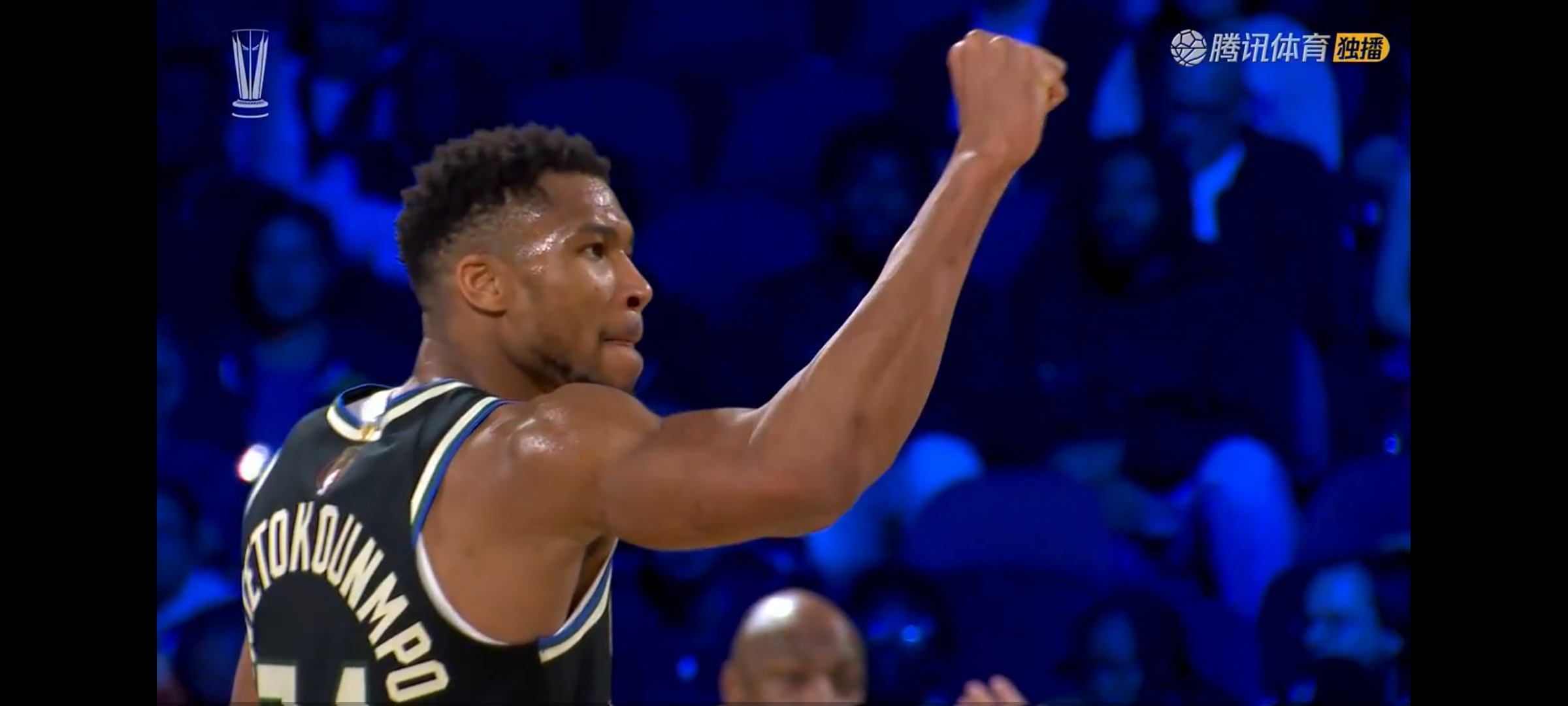 关于雄鹿大胜独行侠，字母哥砍下分再次独霸的信息