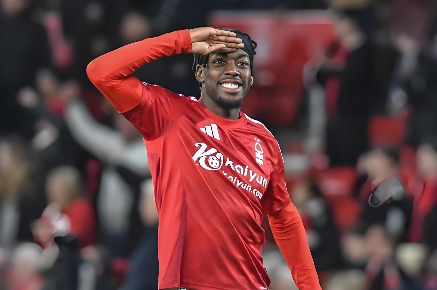 包含诺丁汉森取得胜利，展现实力强劲的词条