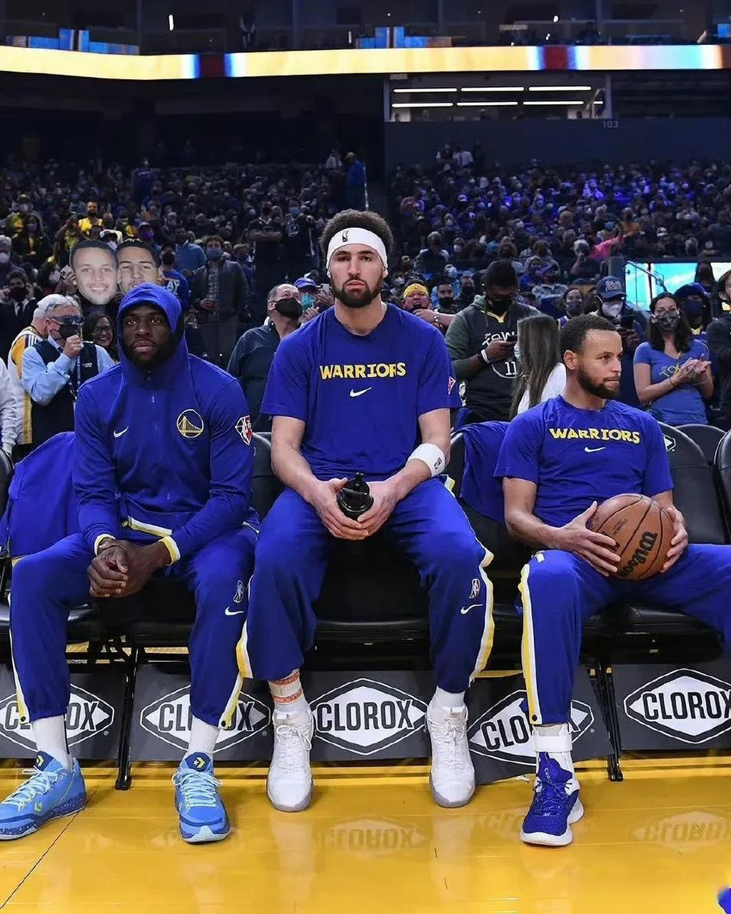 包含凯尔特人主场大胜火箭暂居东部第一的词条