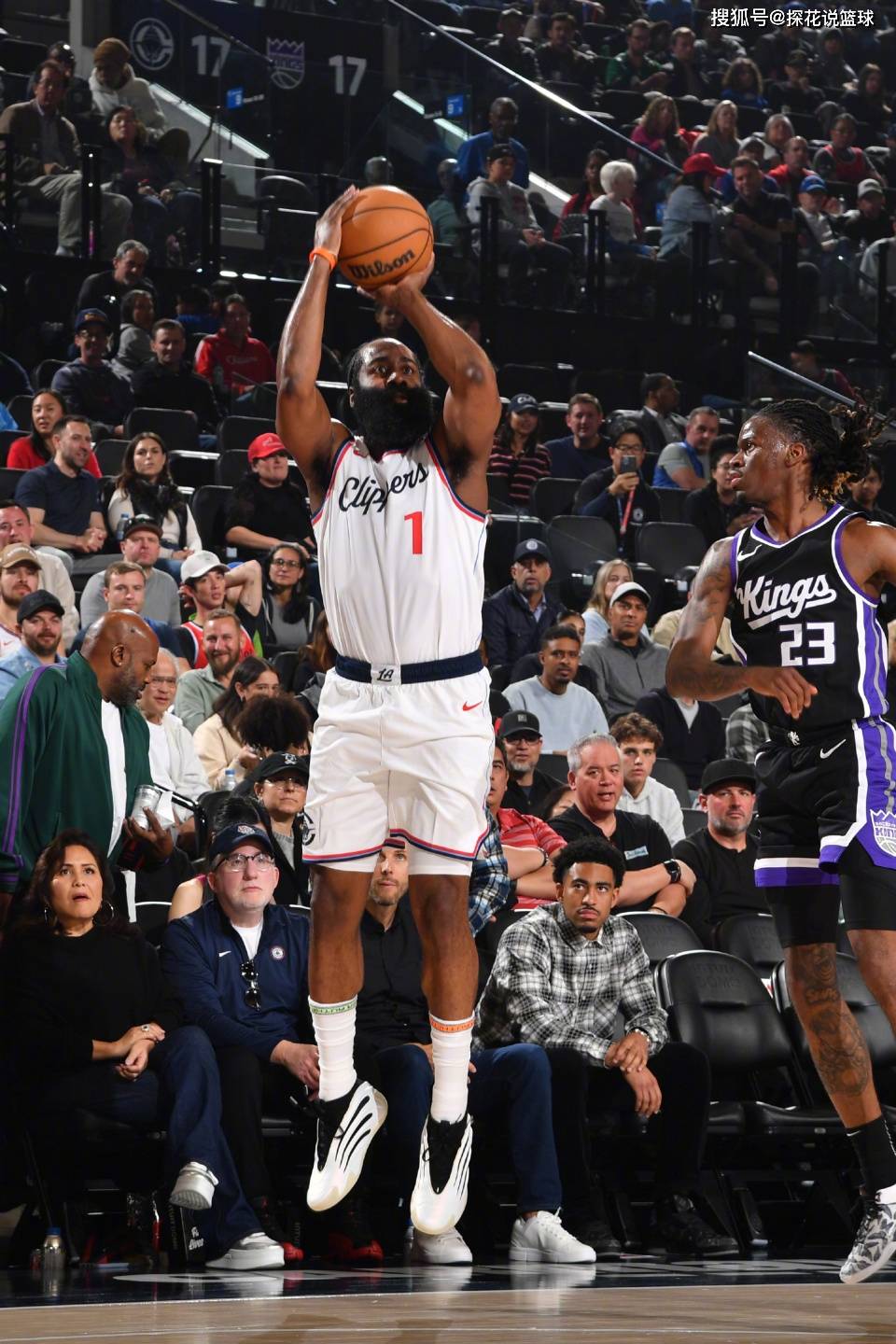 快船逆转胜马刺，莱昂纳德贡献28分的简单介绍