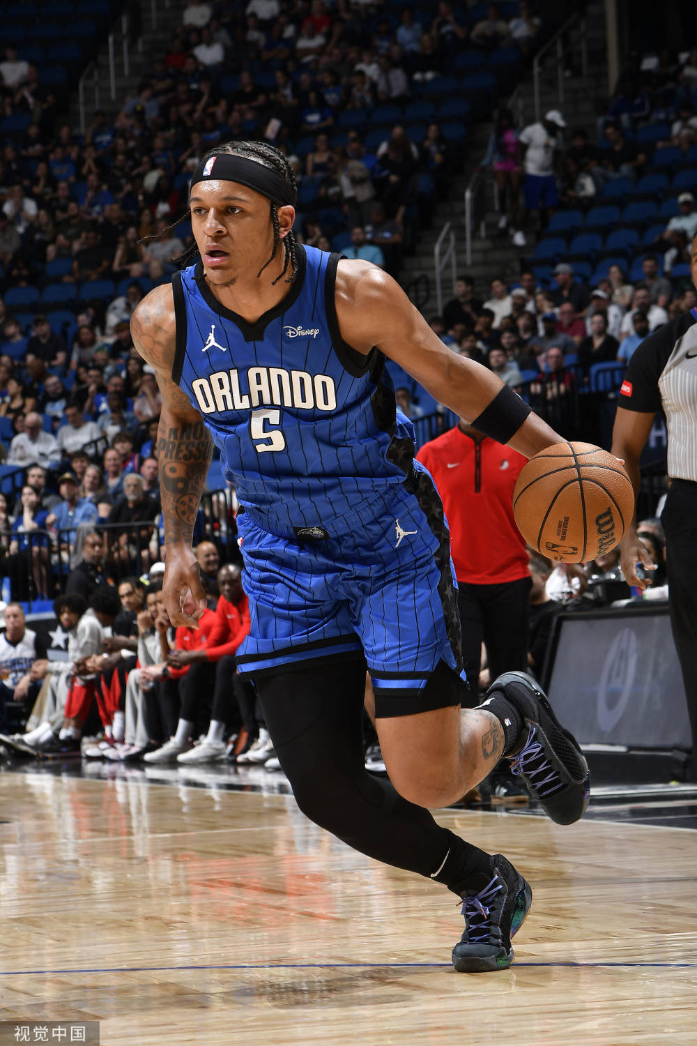 开拓者力克魔术，取得三连胜的简单介绍