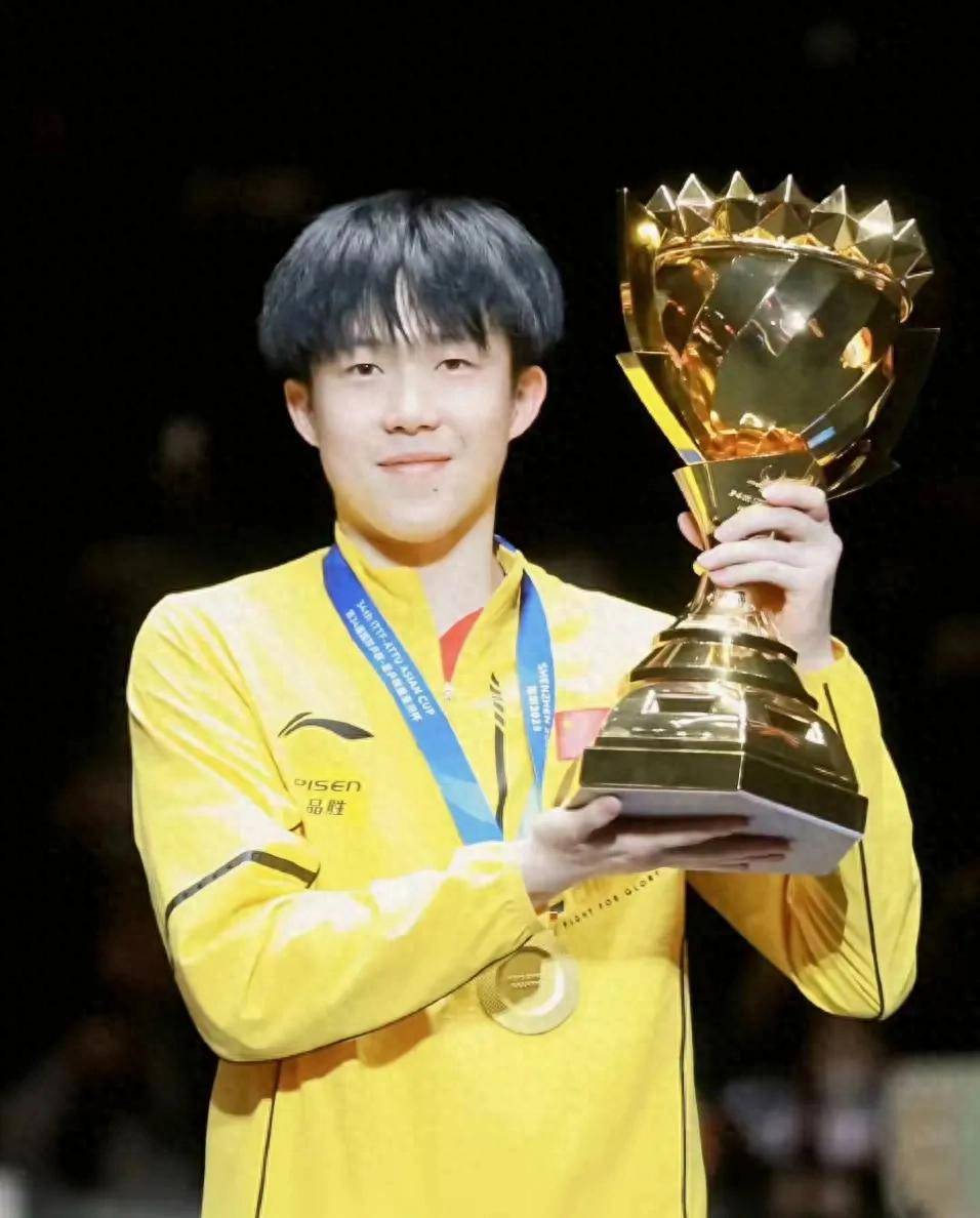 包含亚洲杯羽毛球赛事精彩开赛，谁将夺得冠军？的词条